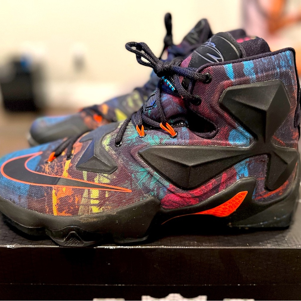 Nike Lebron XIII “ Akronite “ multi-color basketball 🏀 sneakers !